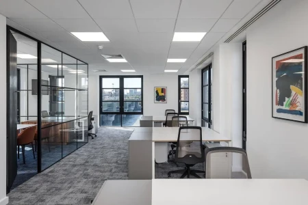 Fully-fitted managed office with dedicated meeting room, collaborative area, kitchen and amazing views over the Thames at Ocean House, Cousin Lane in Bank.